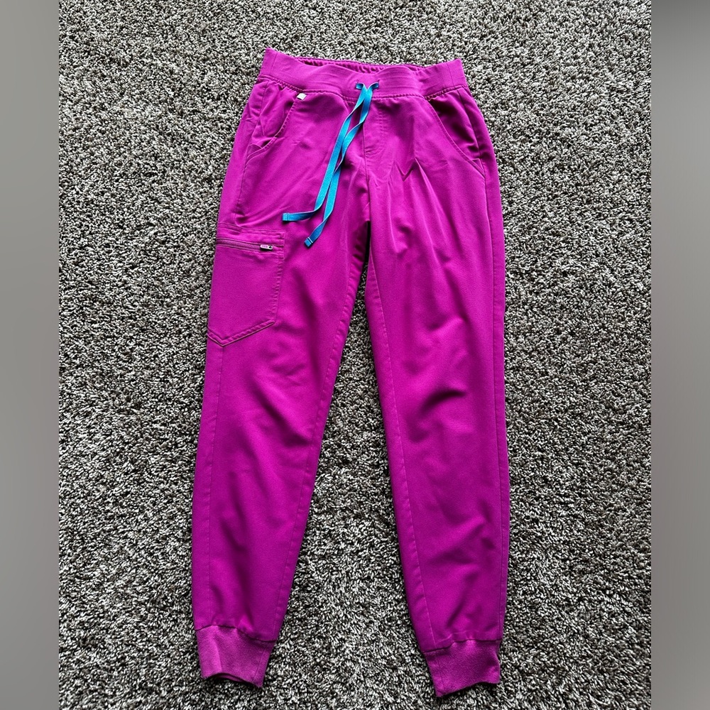 FIGS scrub pants
